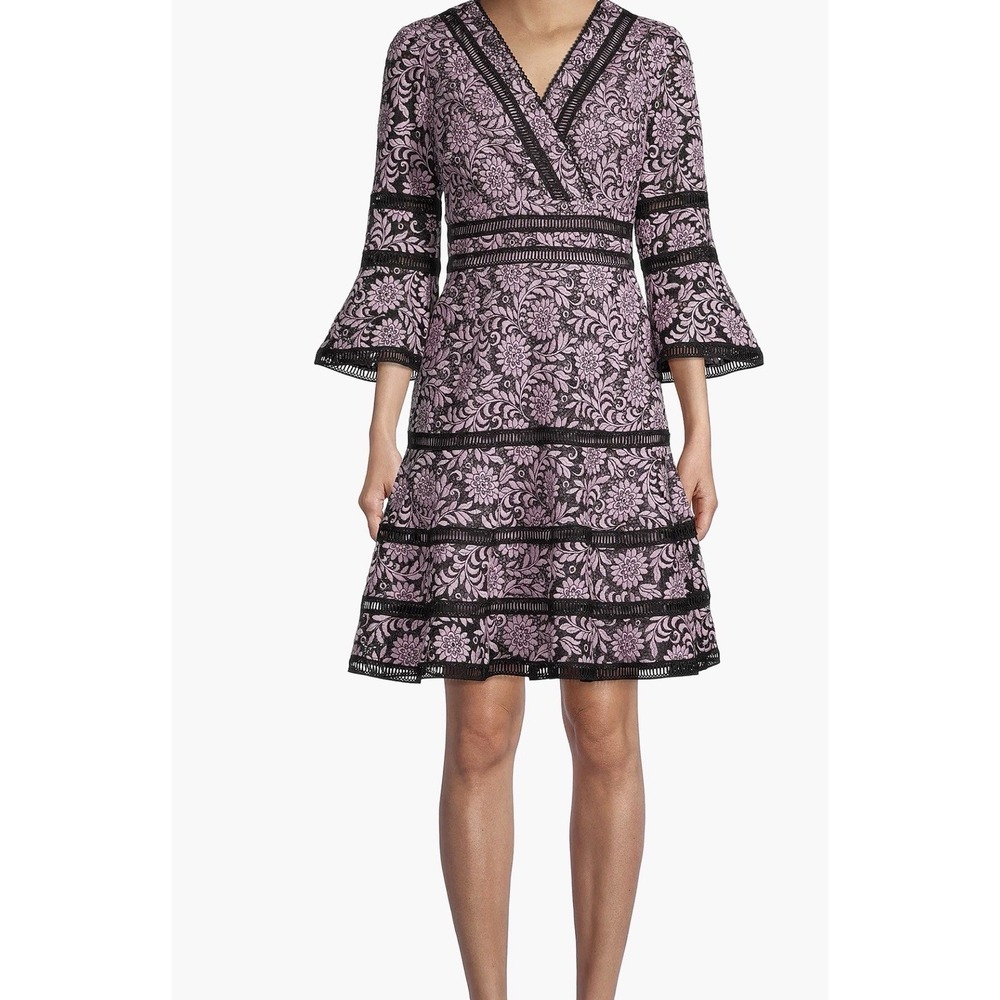 NWT Shani Dress Womens Size 6 Surplice Fit & Flare Neckline Bell-Sleeve Lace